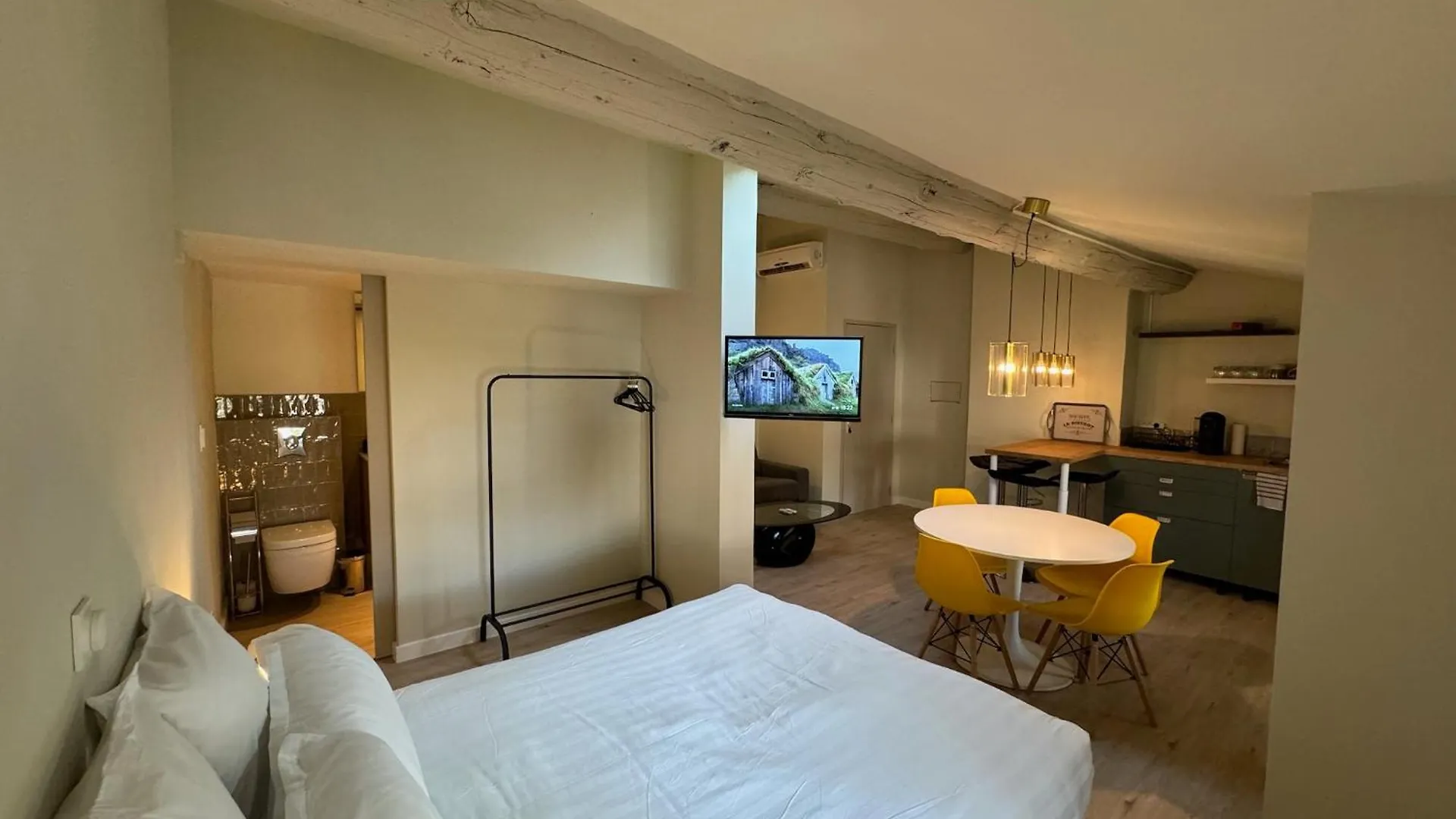 Domaine Bellefontaine Apartment Aix-en-Provence 0*,  France